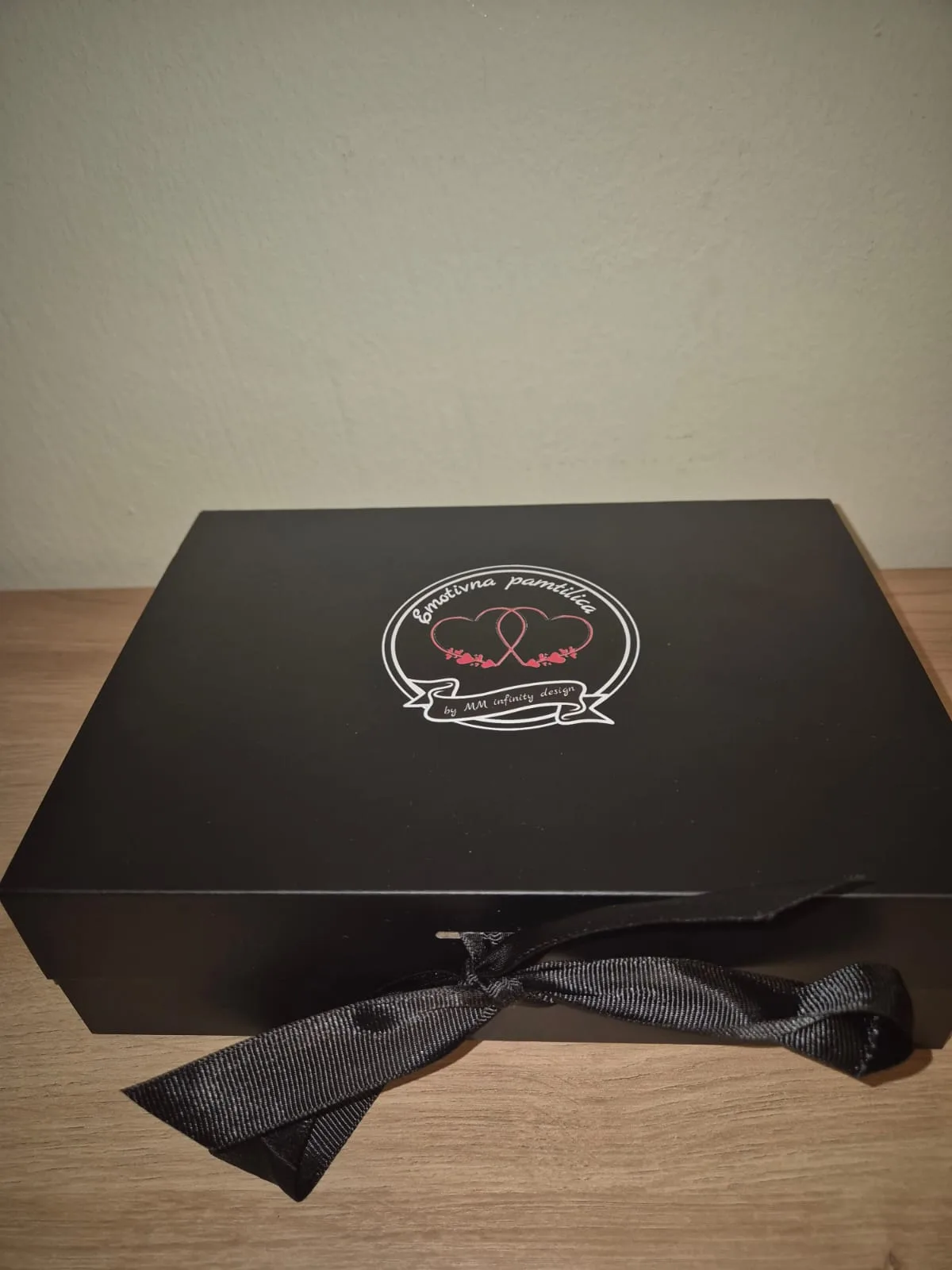 Emotivna pamtilica - Slika 3